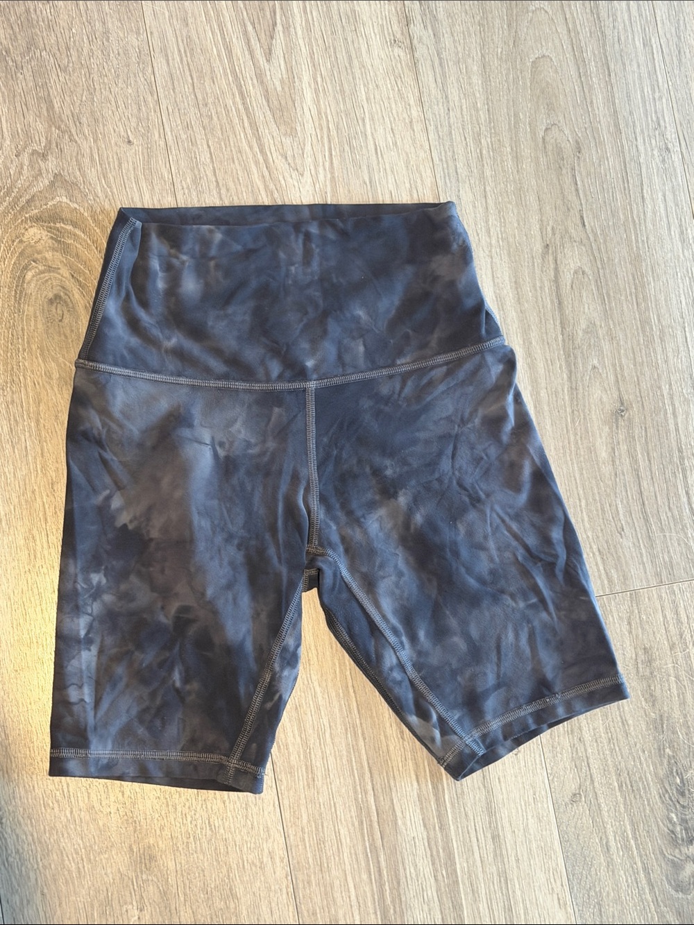lululemon athletica Black and Grey Tie-Dye High Rise Bike Shorts